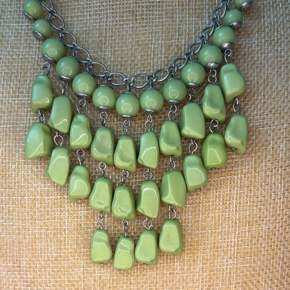 Chic Lime Green Beaded Necklace - Picture 2 of 3